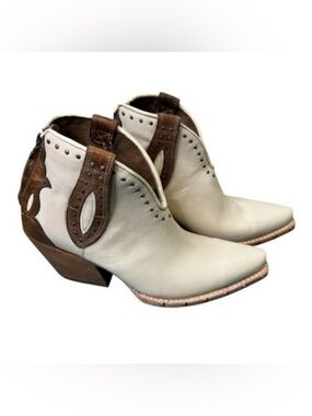 Ariat Greeley Western Boot Size 10B Southwestern Coastal Cowgirl